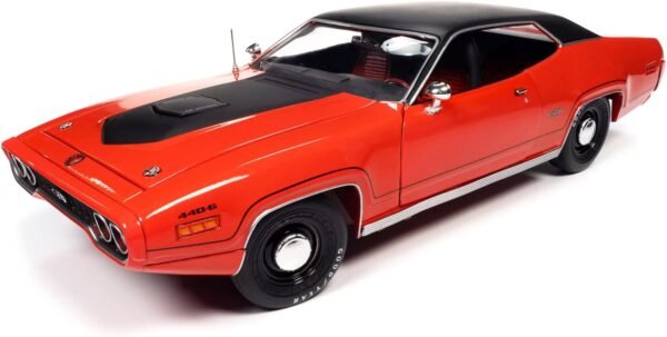 1971 Plymouth GTX 4406 Hardtop Tor Red with Black Top Class of 1971 American Muscle 30th Anniversary 118 Diecast Model Car by Autoworld AMM1268.jpg