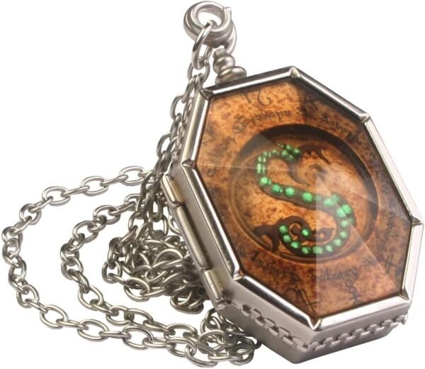1744421051 The Noble Collection The Horcrux Locket.jpg
