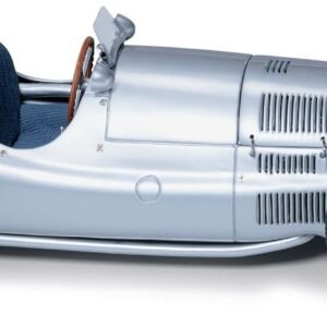 CMC Classic Model Cars Mercedes Benz W165 1939 118 Scale Detailed Assembled.jpg