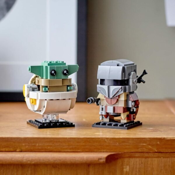 1746073456 LEGO BrickHeadz Star Wars The Mandalorian The Child 75317 Baby Yoda Building Toy Collectible Model Figures Set Gift Idea for Teens.jpg