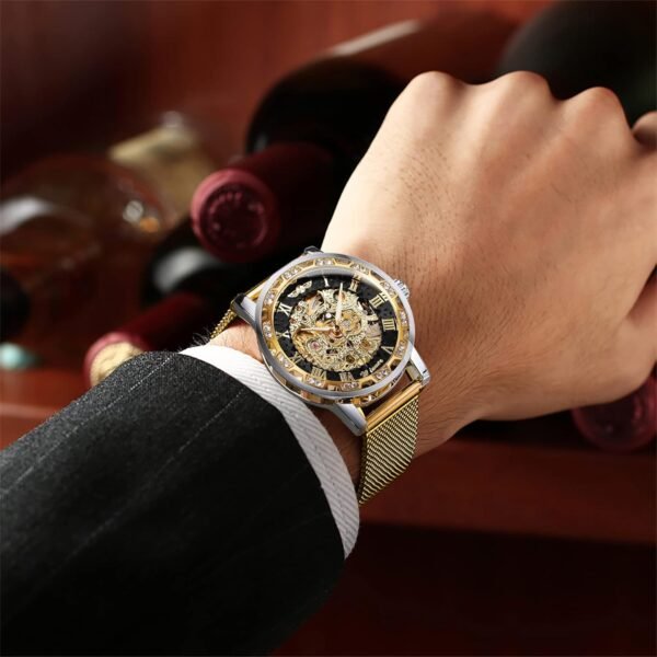 1746080659 Winner Retro Manual Mechanical Skeleton Watch with Diamond and Carving Flower Craft Men Skeleton Wrist Watch Mechanical Classic Roman Number.jpg