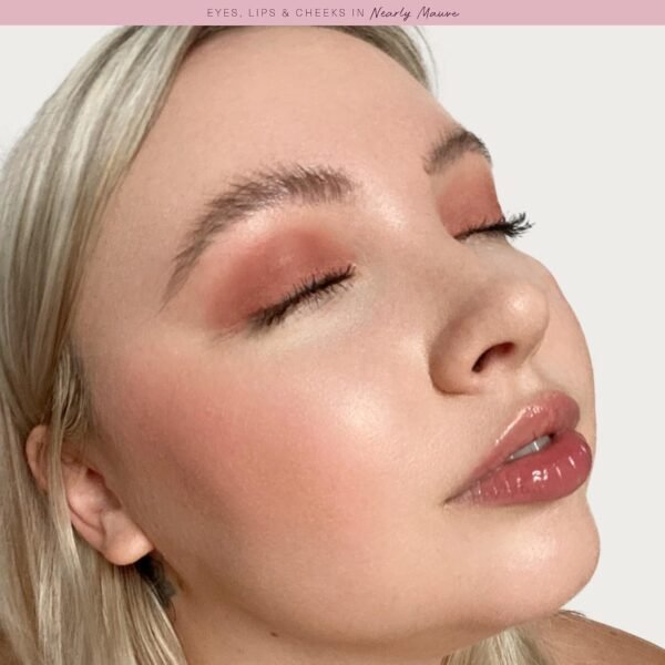 1747661056 stay Vulnerable Melting Cream Blush Nearly Mauve.jpg