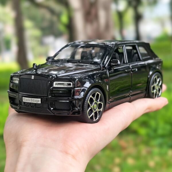1748456655 Collectibles Exquisite Car Model 132 Rolls Royce Cullinan Die Cast Metal Model CarsPull Back Toy Cars with Light and SoundCars Toys Gifts for Age 3 Year Old Boys（Black）.jpg