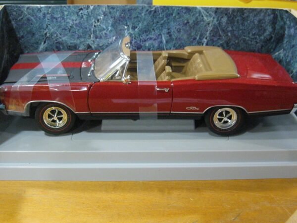 1969 Plymouth GTX Convertible in Red Black Diecast 118 Scale American Muscle Collectibles by Ertl 1997.jpg
