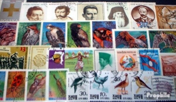 All World 1000 Different Stamps Stamps for Collectors.jpg