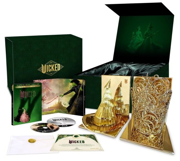 Wicked Exclusive Limited Edition Giftset with Gold Tone Metal Bookends 4K.jpg