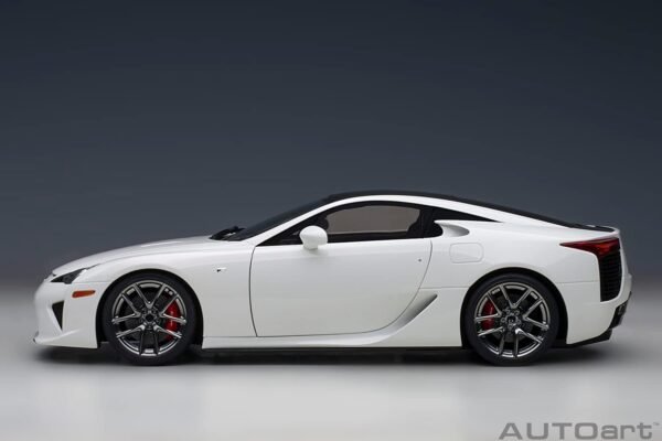 1751174652 AUTOart 118 Lexus LFA WhitestWhiteBlack Carbon Finished Product.jpg