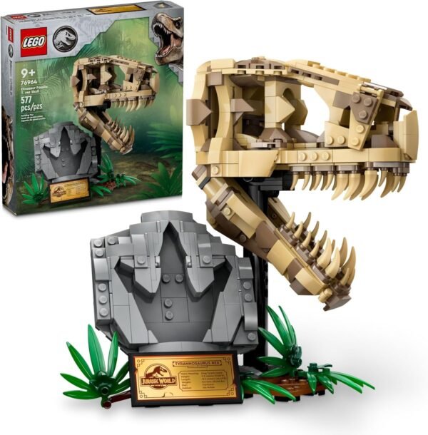 LEGO Jurassic World Dinosaur Fossils T rex Skull Dino Toy.jpg