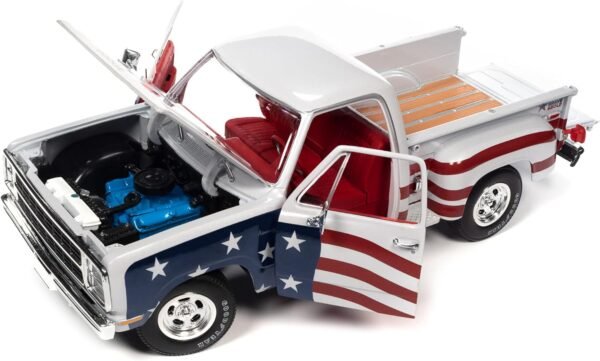 1980 D150 Adventurer Pickup Truck White with American Flag Graphics and Red Interior 118 Diecast Model Car by Auto World AW310.jpg