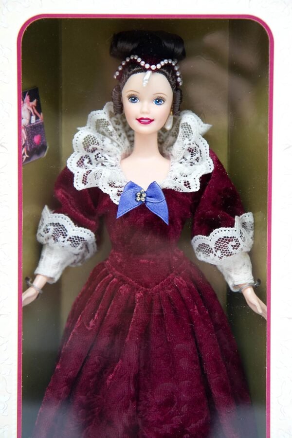 Barbie Sentimental Valentine Doll 2nd in Be My Valentine Series Special Edition Limited edition Collectible.jpg