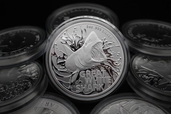 2022 P 5 oz Australian Silver Great White Shark Coin Brilliant Uncirculated in Capsule with Certificate of Authenticity 5 Seller BU.jpg